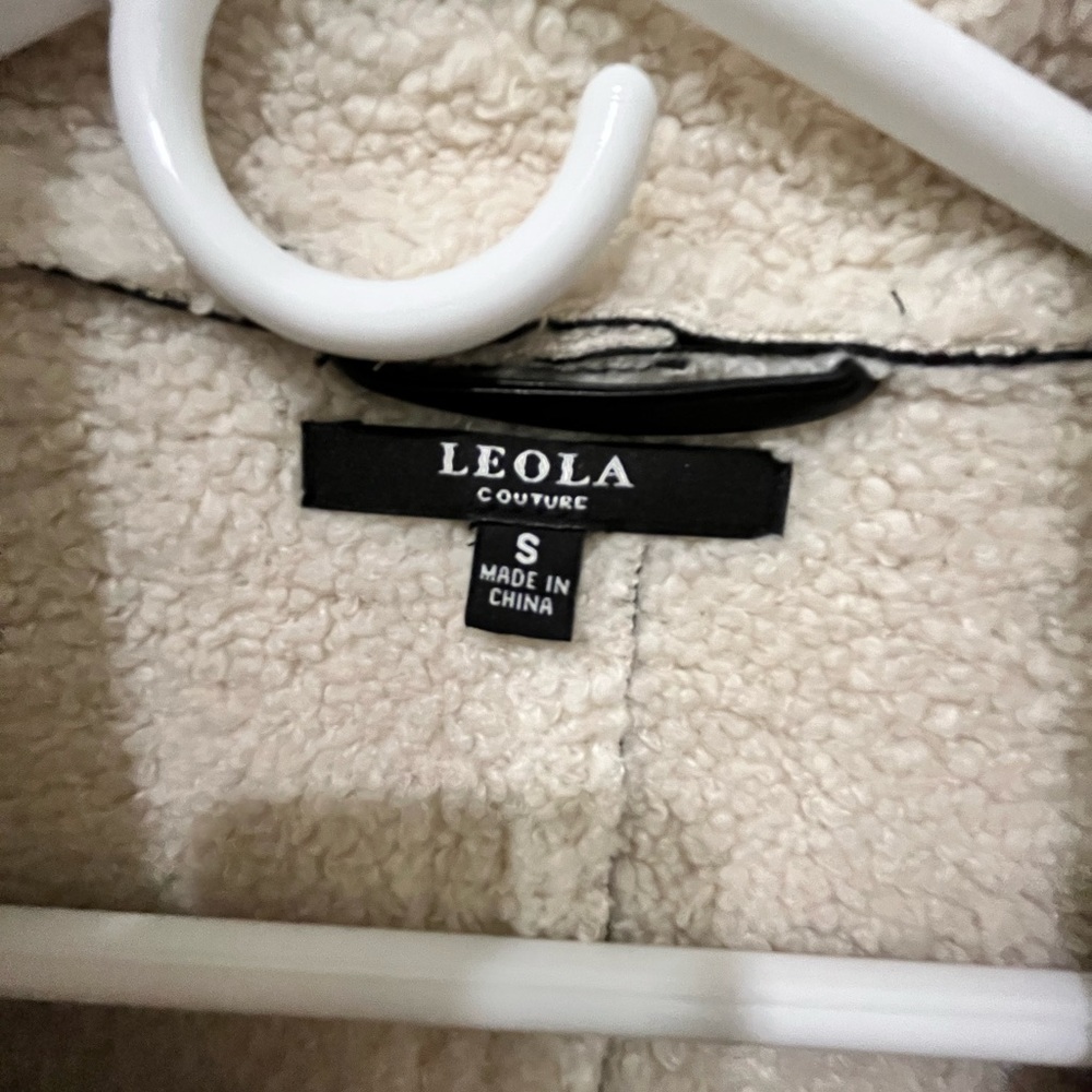 Jacket - Picture 3 of 4